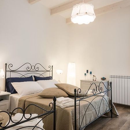 Apartament Casa Rebecca Monopoli Pokój zdjęcie