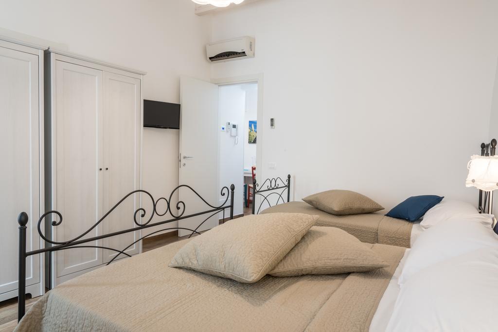 Apartament Casa Rebecca Monopoli Pokój zdjęcie